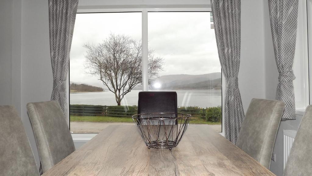 Linnhe Lochside Holidays - 