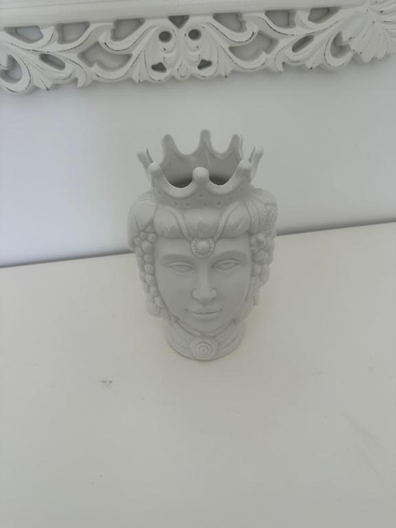 Φωτογραφία από το άλμπουμ του Queen Suite - Luxury Rooms στην Ίσκια