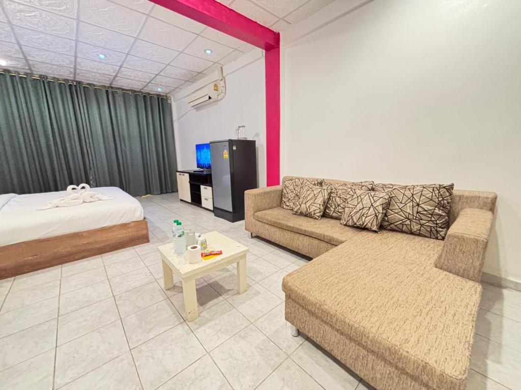 Pattaya Charm - Resim 40