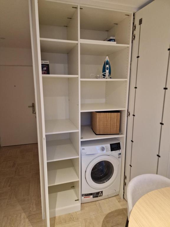 Core Luxembourg City Mirrorview-Parking and Breakfast - Resim 21