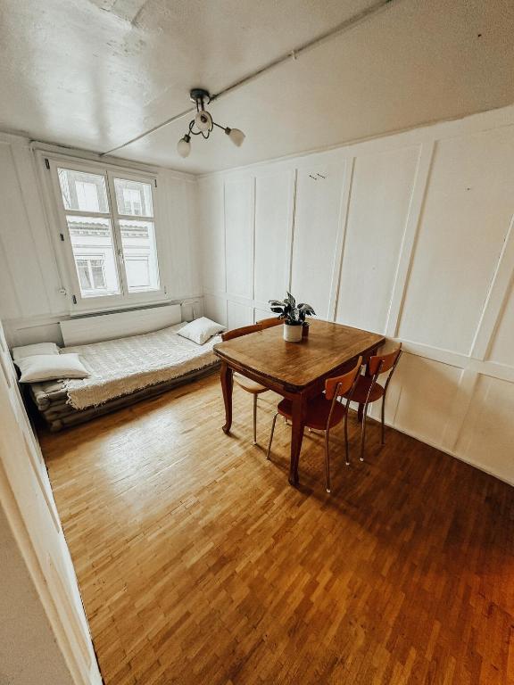 Central city apartment with terrace - Resim 14