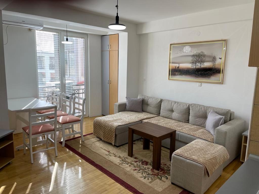 Zona d'estar a Groz Apartment