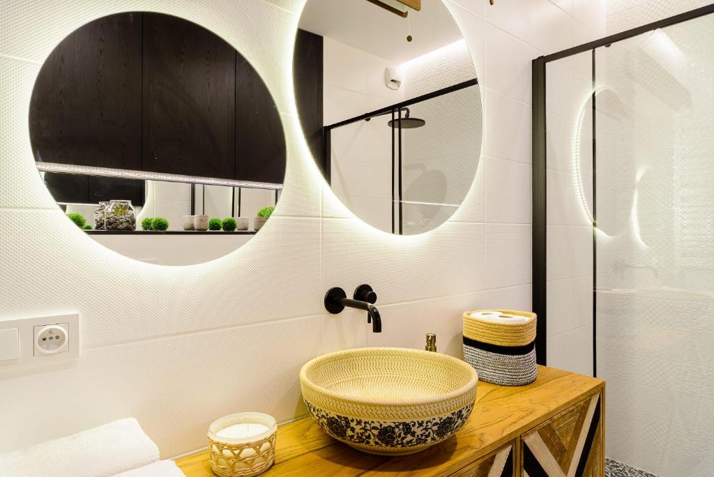 Kúpeľňa v ubytovaní Lumina lux apartment on Drewnowska