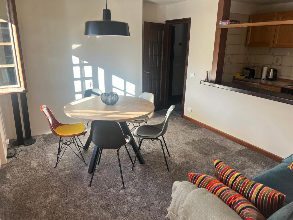A kitchen or kitchenette at Ferienhaus-Chalet Breuil-Cervinia Valtournenche