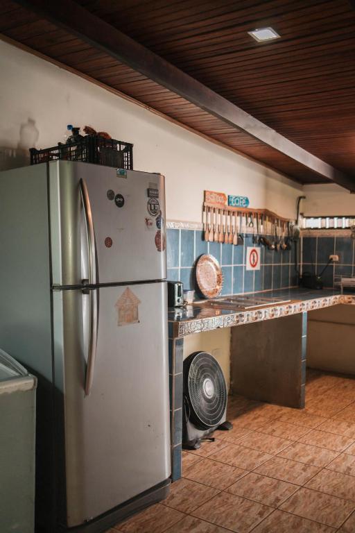 Kuchyň nebo kuchyňský kout v ubytování Camilas Beach House