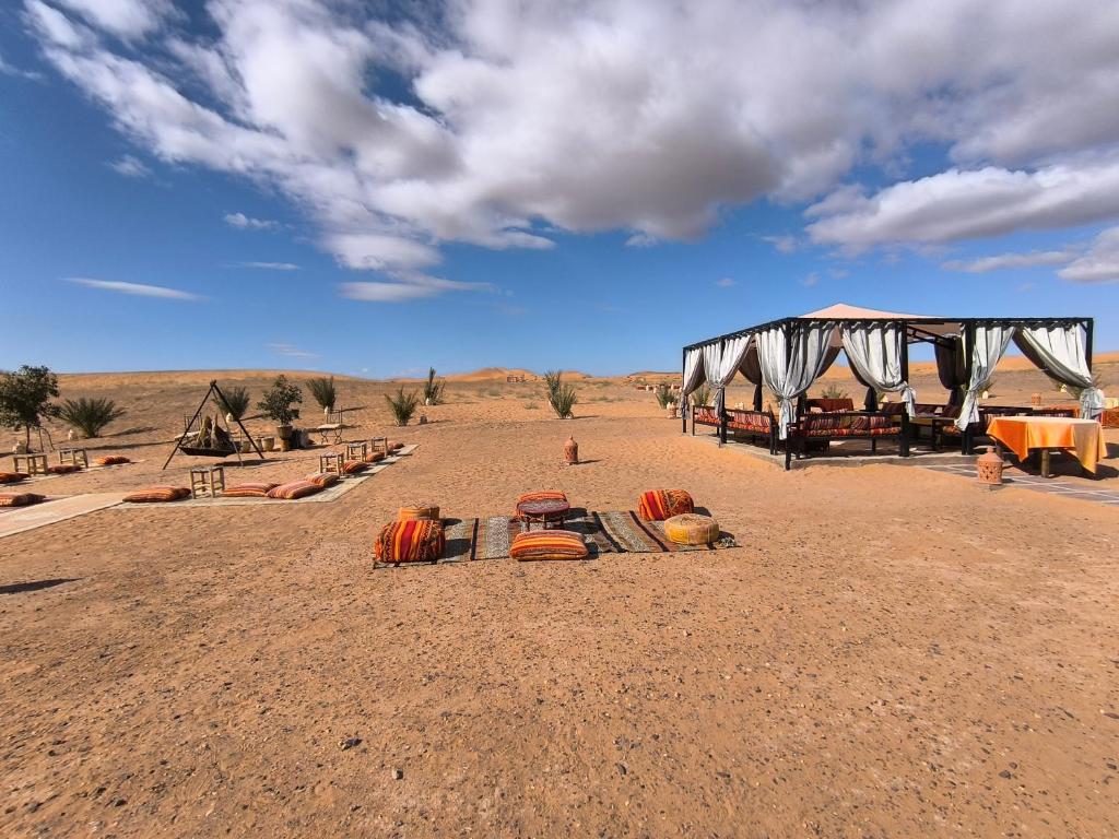 Příroda nedaleko luxury tent