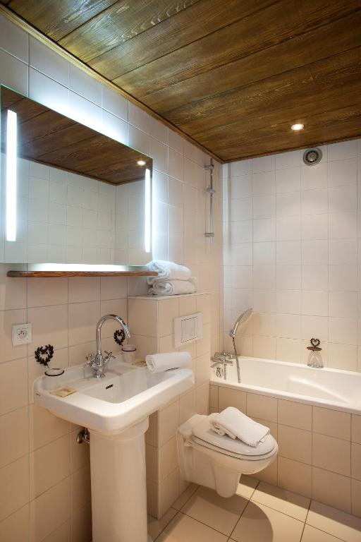 Logis Hotel Domaine de Rouffach – photo 24