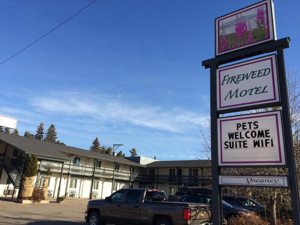 Certifikát, hodnocení, plakát nebo jiný dokument vystavený v ubytování Fireweed Motel