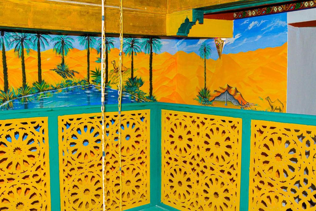 Bazén v ubytování Riad Fes Safir - Rooftop Terrace with Medina Views nebo v jeho okolí