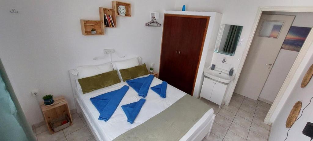 Kuchyň nebo kuchyňský kout v ubytování Kato Yialos Paros