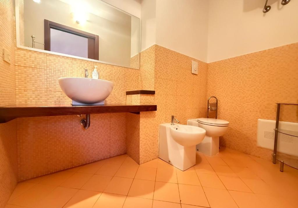 Łazienka w obiekcie CasinadellePalme Appartamento in centro zona porto