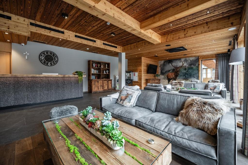 Posezení v ubytování Hotel Litworowy Staw