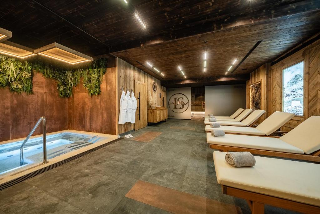 Posezení v ubytování Hotel Litworowy Staw