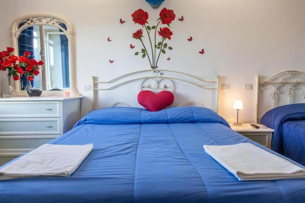 A bed or beds in a room at Charming House in Laurino with Mountain View