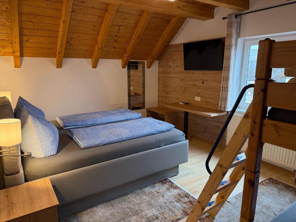 TV a/nebo společenská místnost v ubytování Gästehaus Rana