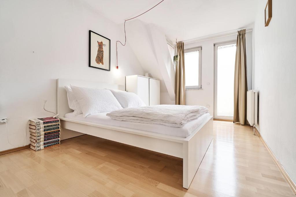 Postel nebo postele na pokoji v ubytování Matic Spacious Modern Apartment