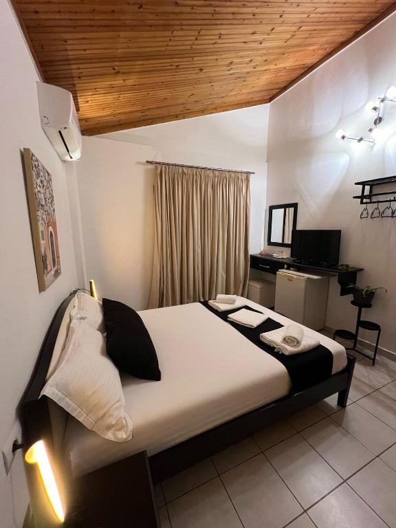Postel nebo postele na pokoji v ubytování jericho rooms