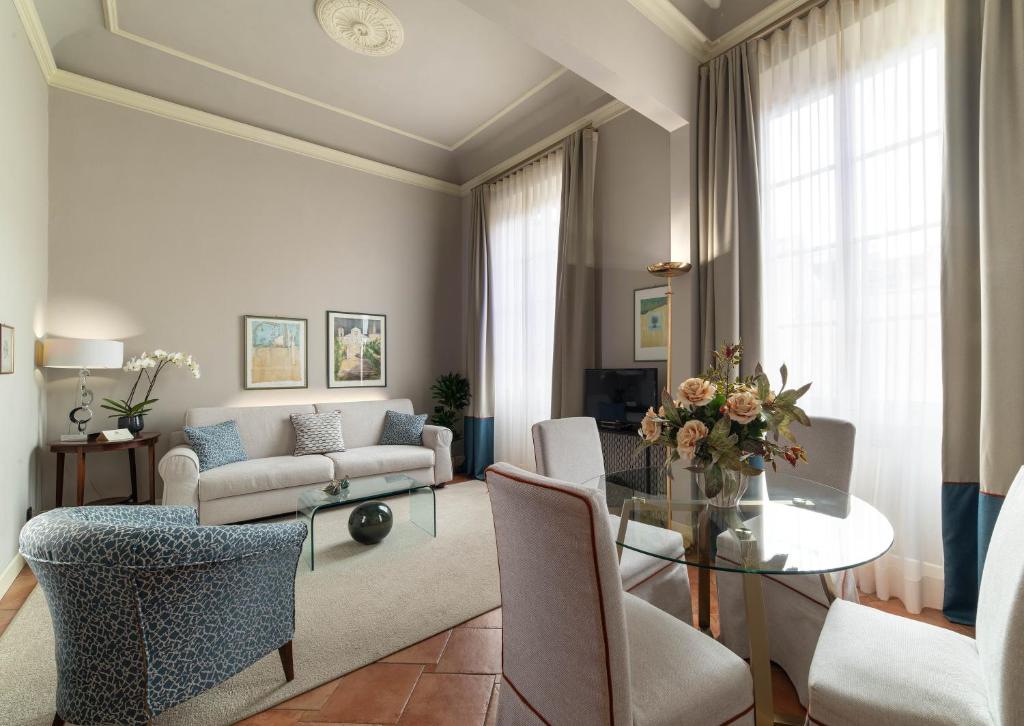 
Superior One-Bedroom Apartment
