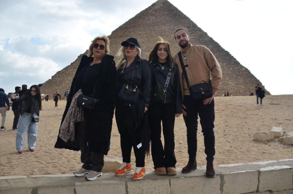 Hosté ubytování Pyramids View Rz