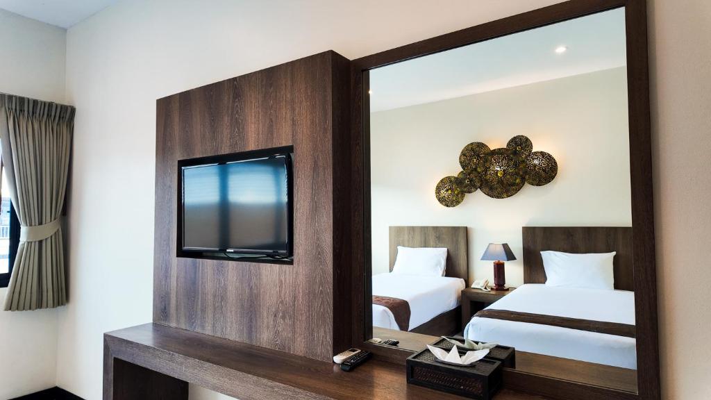 YouDee Hotel Patong - formerly Meir Jarr Hotel Patong - Resim 43