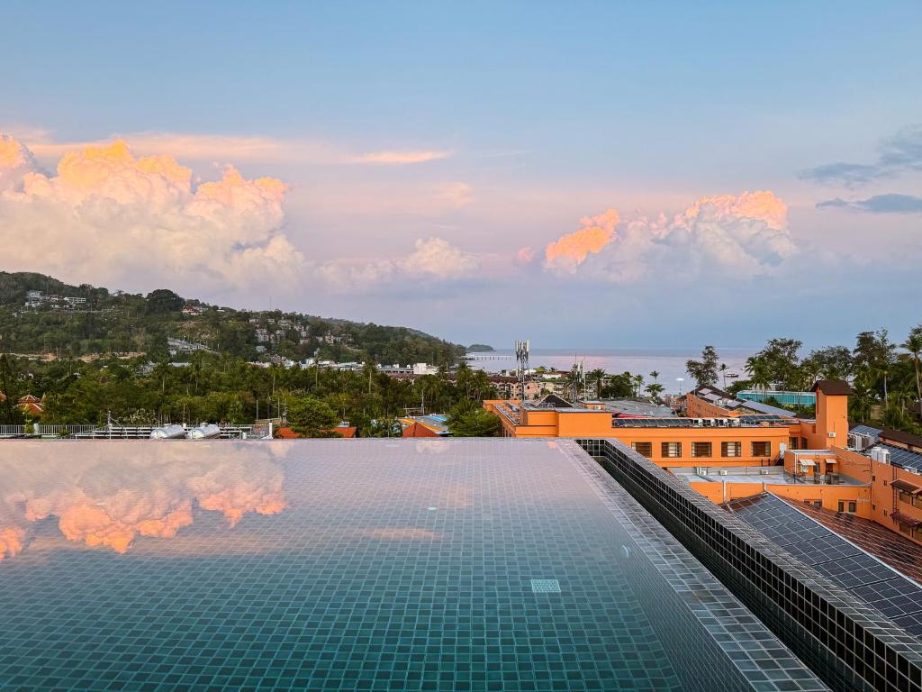 YouDee Hotel Patong - formerly Meir Jarr Hotel Patong - Resim 17