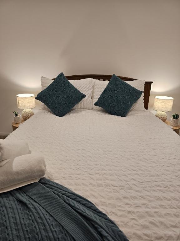 Family home, Game Zone & Outdoor Fireplace- Sleeps 10 - Resim 27