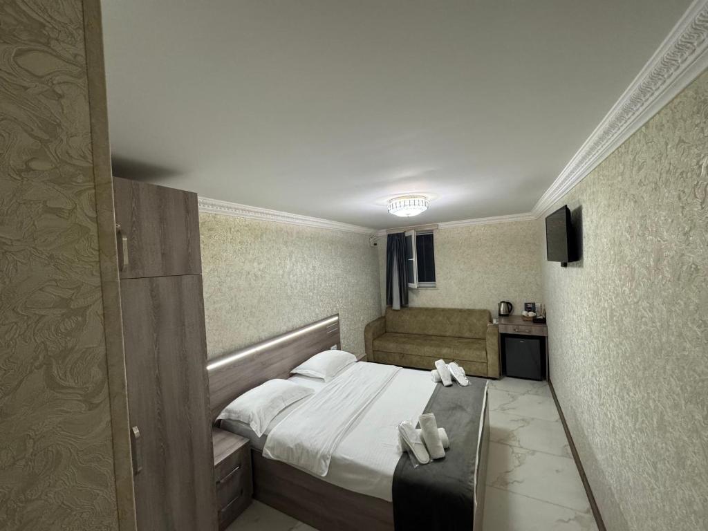 Opera Avenue Hotel - 