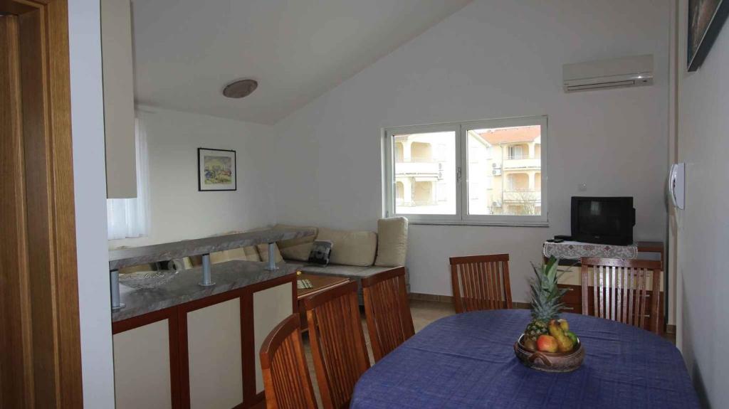 Fotografia z galérie ubytovania Apartment Malinska, Krk 2 v destinácii Vantačići