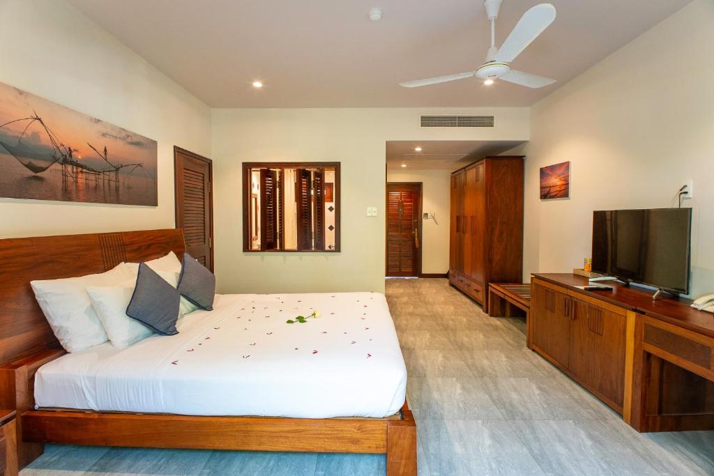 Phòng Deluxe Giường Đôi/2 Giường Đơn Với Ban Công Và Tầm Nhìn Ra Vườn