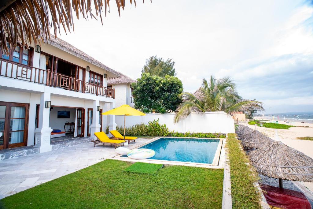 Villa có Hồ bơi trên Bãi biển