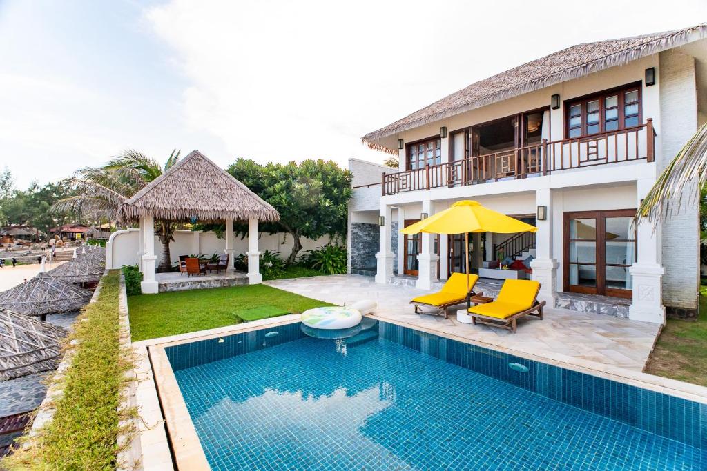 Villa có Hồ bơi trên Bãi biển