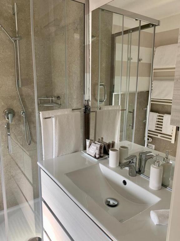 Relais Torre Dei Torti - Luxury Bed and Breakfast