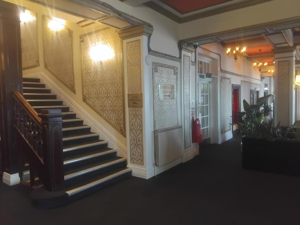 The Savoy Hotel - Resim 17