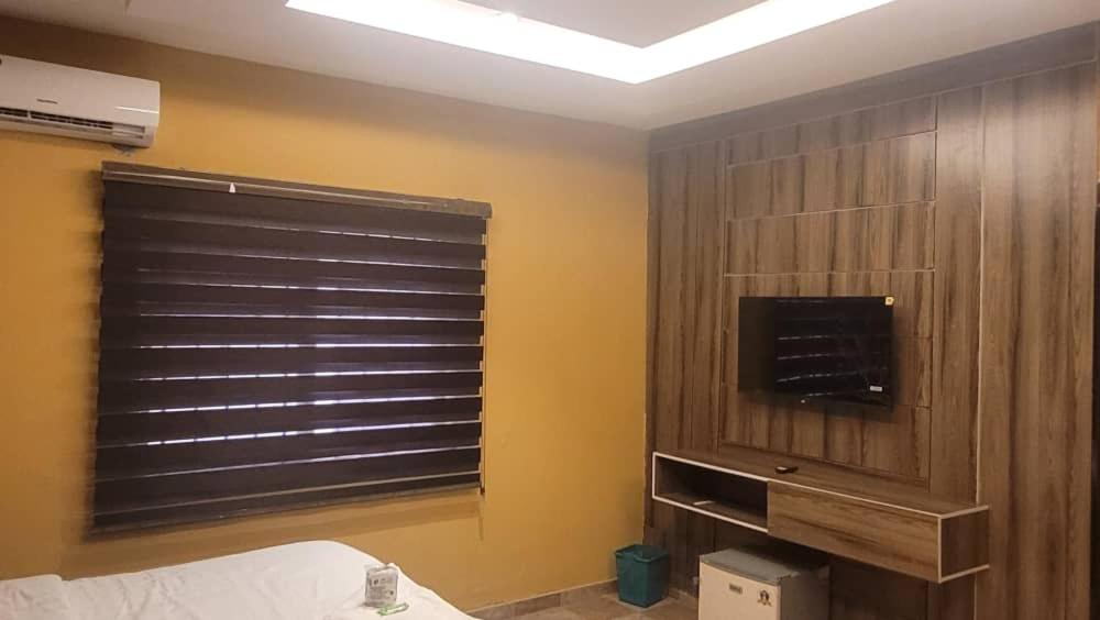 TV a/nebo společenská místnost v ubytování Bayview Apartment