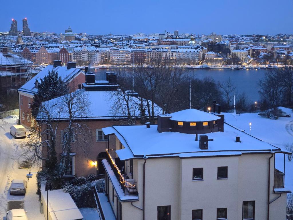 Stockholm Penthouse Hotel-Adults only trong mùa đông