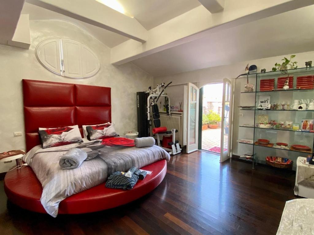 Ave Roma Suite
