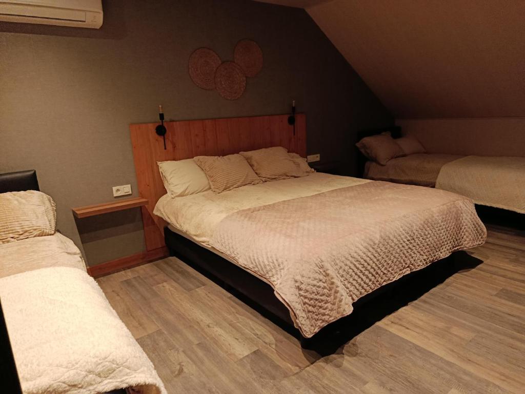 Postel nebo postele na pokoji v ubytování Hoeve 203