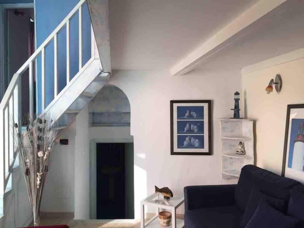 Old Town, 2 bedrooms, 1 living room, mezzanine with bed
