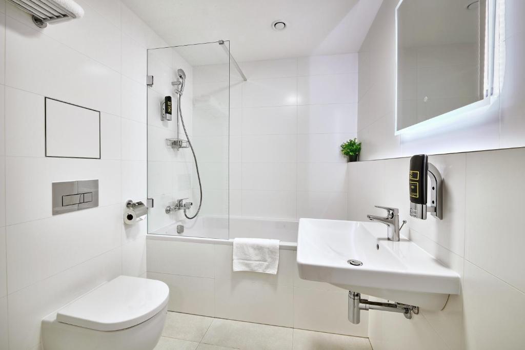 DownTown Suites Andel - Resim 23