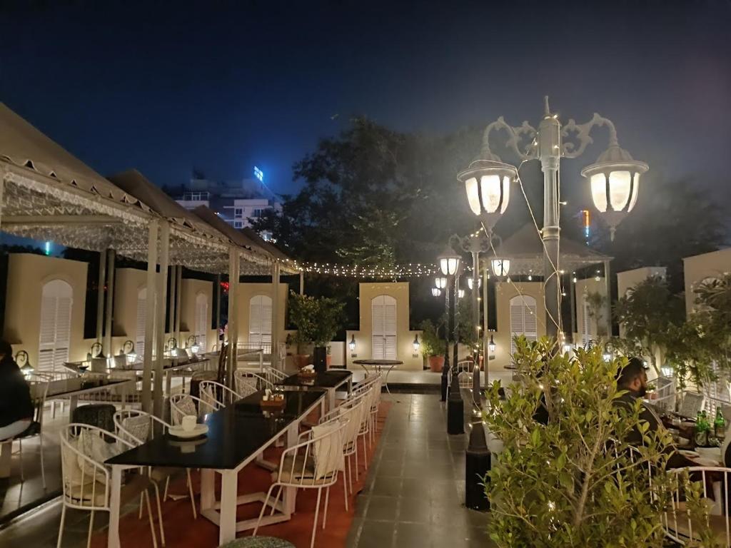 Restaurace v ubytování J Startup House, Jaipur - C Scheme