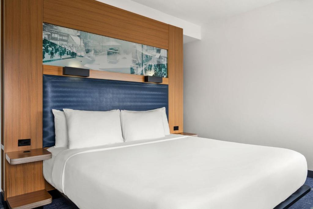 Aloft by Marriott Chicago O'Hare photo