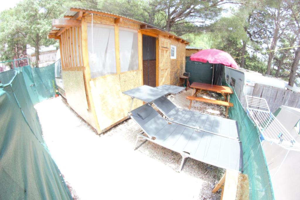 Večerní zábavní program pro hosty v ubytování Karavan AIDA