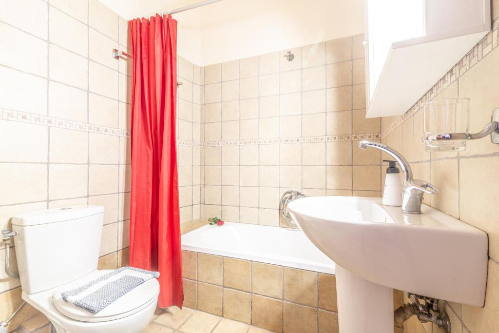 Koupelna v ubytování Hotel Marina