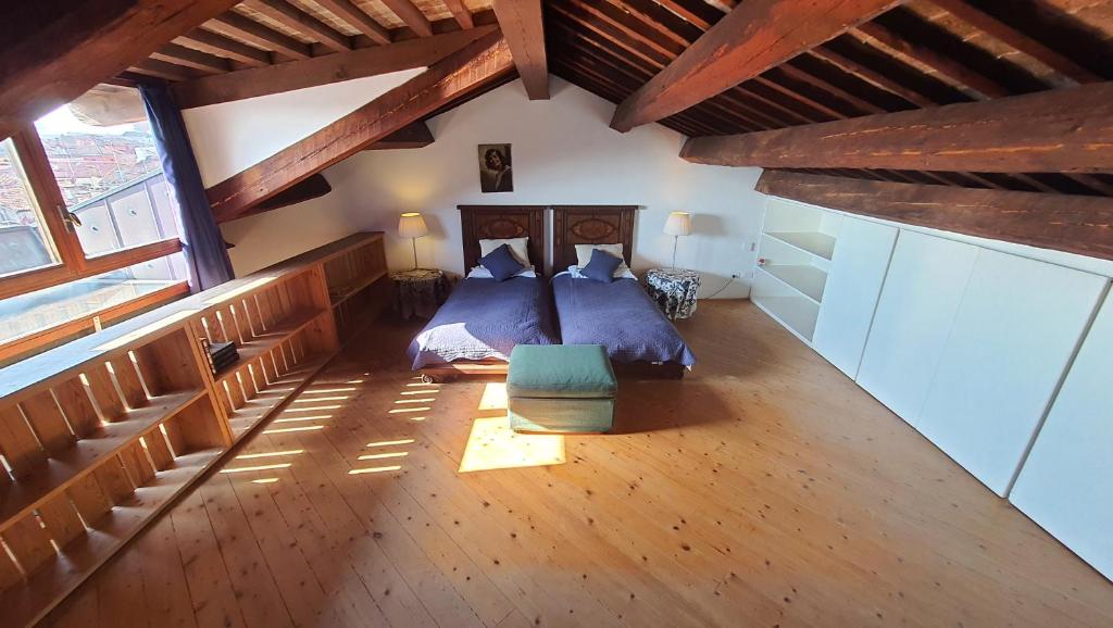 Palazzo Contarini Della Porta Di Ferro - Resim 9