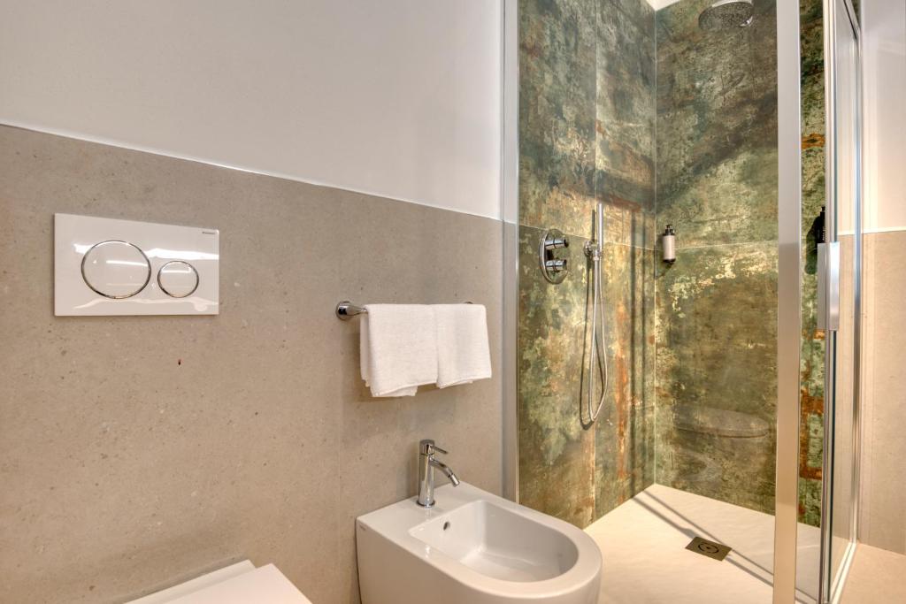 Koupelna v ubytování Le Torri Suites