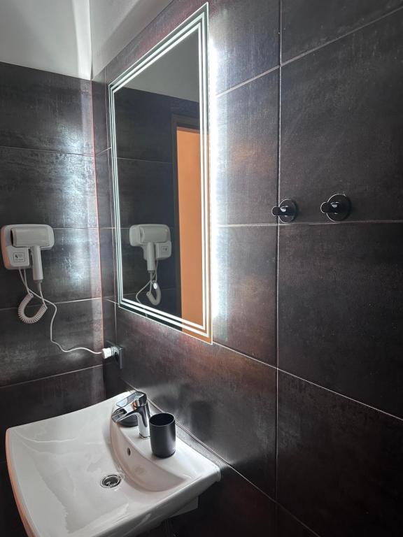 Koupelna v ubytování Gallery Hotel SIS