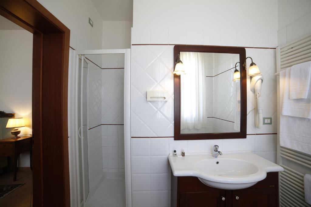 Łazienka w obiekcie Hotel Luna
