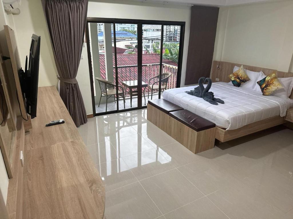 Sumaka Hotel Karon - Resim 18