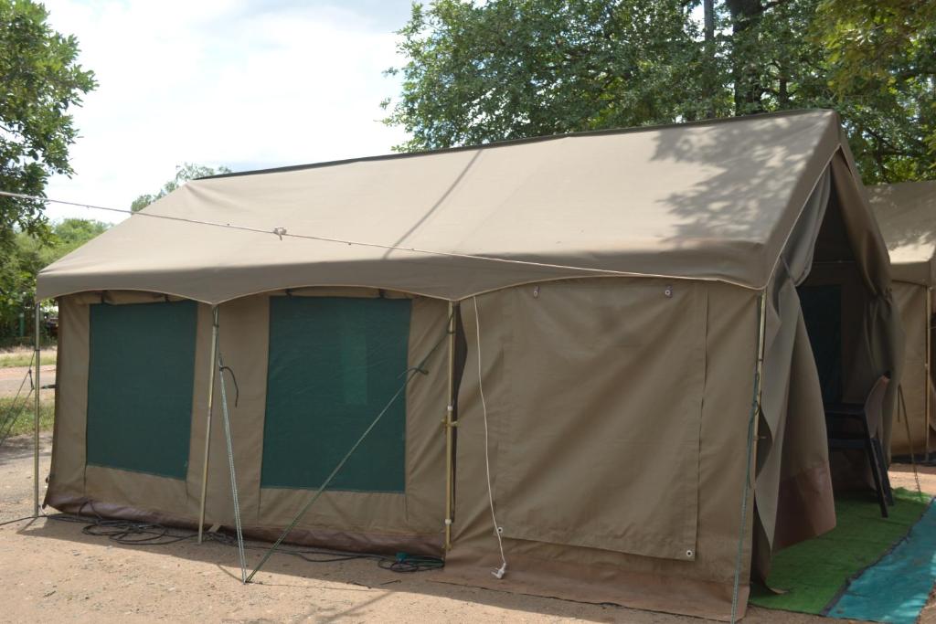 Fotografie z fotogalerie ubytování Yebo Safari Tents-Stay Inside Kruger v destinaci Skukuza