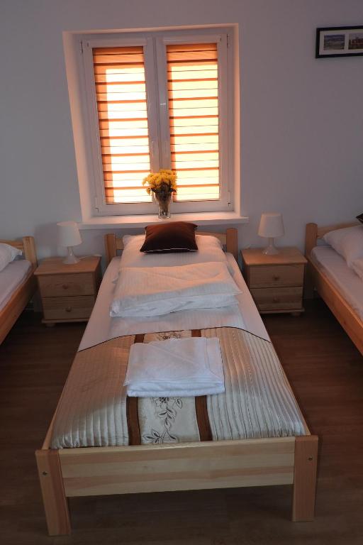 Pokoje Gościnne Pod Brzózką - Habitación Triple Con Baño Compartido